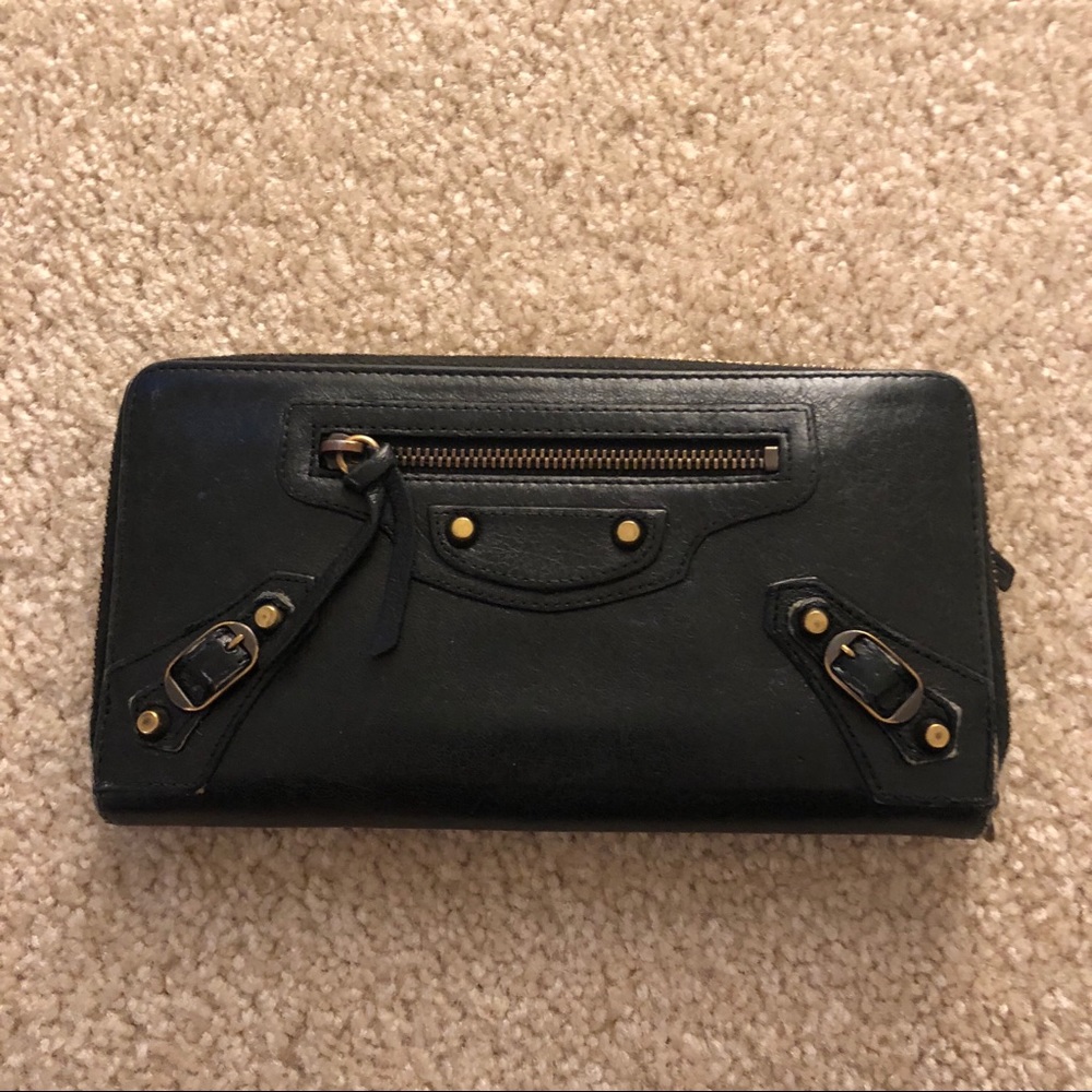 balenciaga classic continental zip around